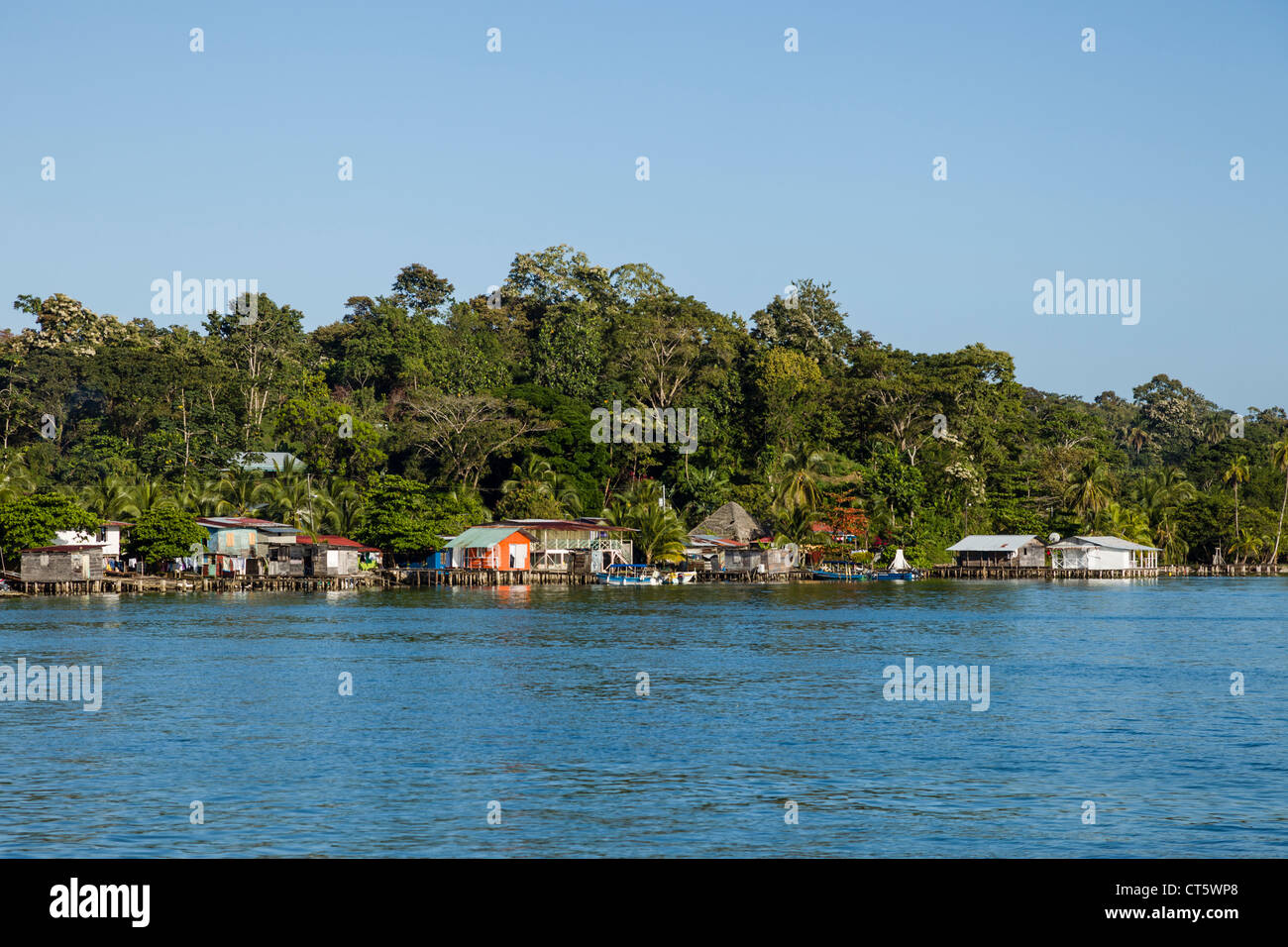 Seaside houses in the historic town of Old Bank on Isla Bastimentos, Bocas del Toro, Panama. Stock Photo