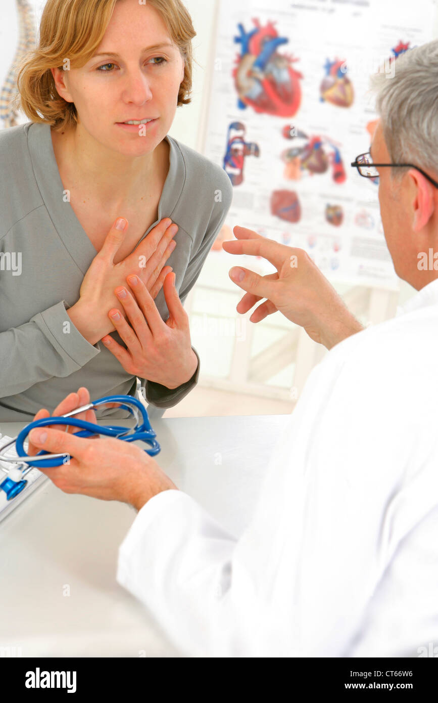 CARDIOLOGY CONSULTATION WOMAN Stock Photo Alamy