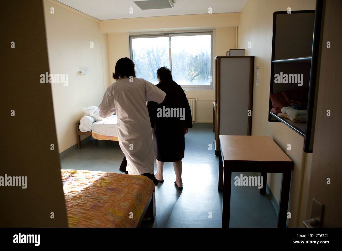 Rear view hospital de hi-res stock photography and images - Alamy