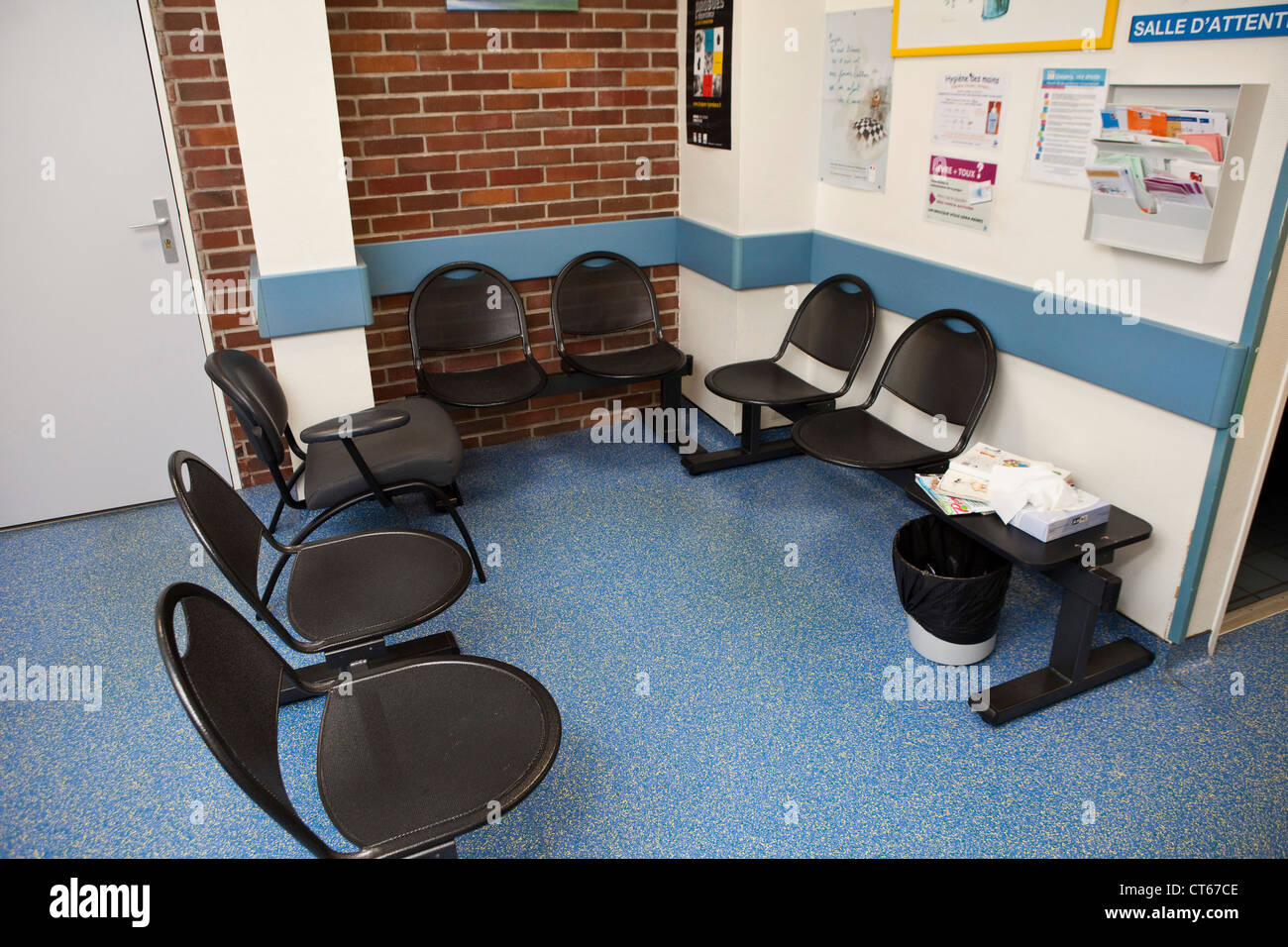 HOSPITAL WAITING ROOM Stock Photo Alamy
