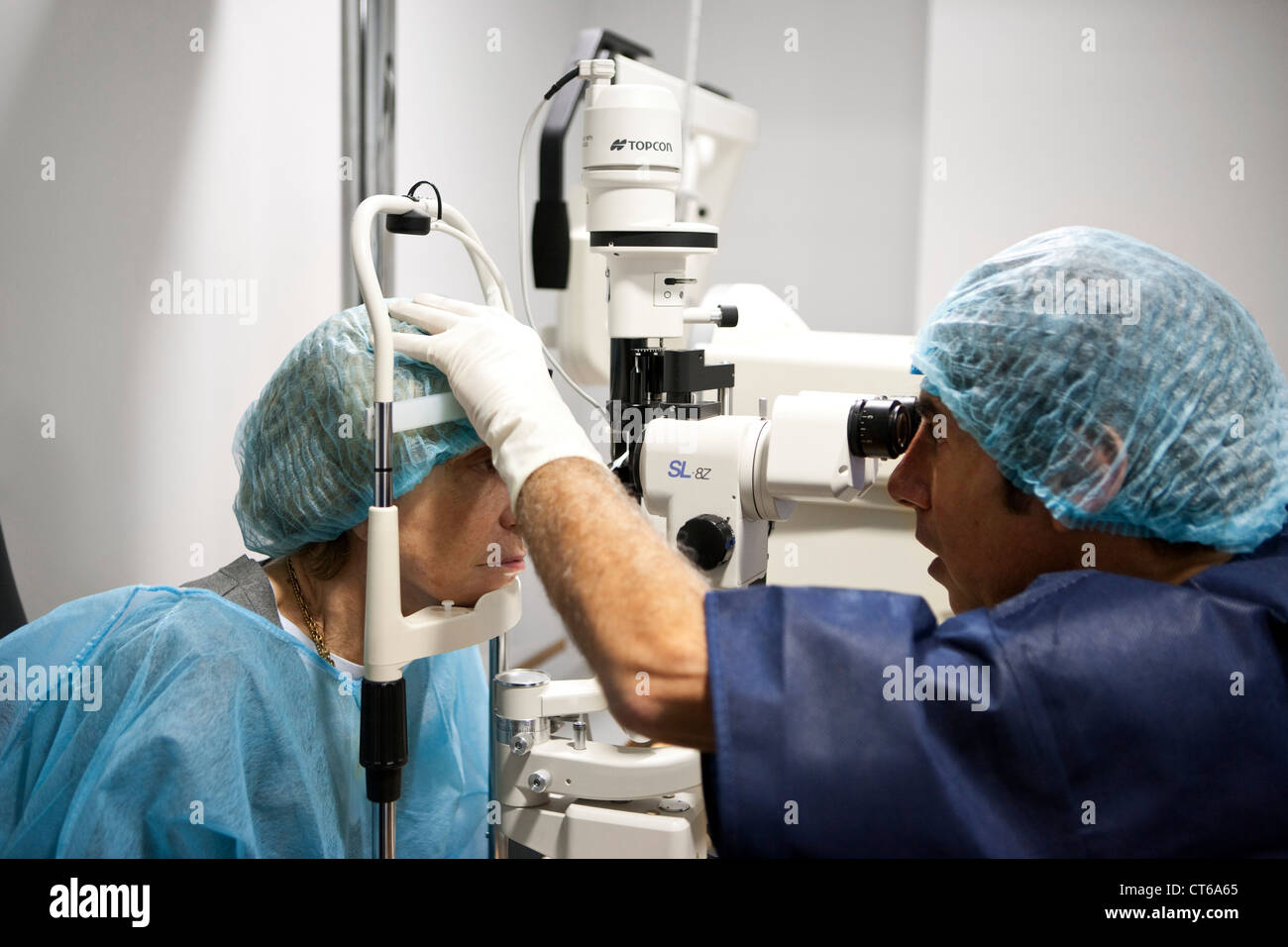 Lady laser eye surgery hires stock photography and images Alamy