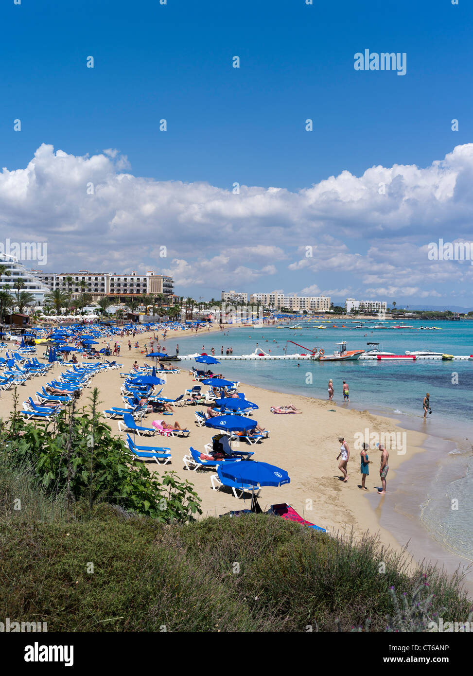 dh Fig Tree Bay PROTARAS SOUTH CYPRUS Sunbathers and swimmers sandy