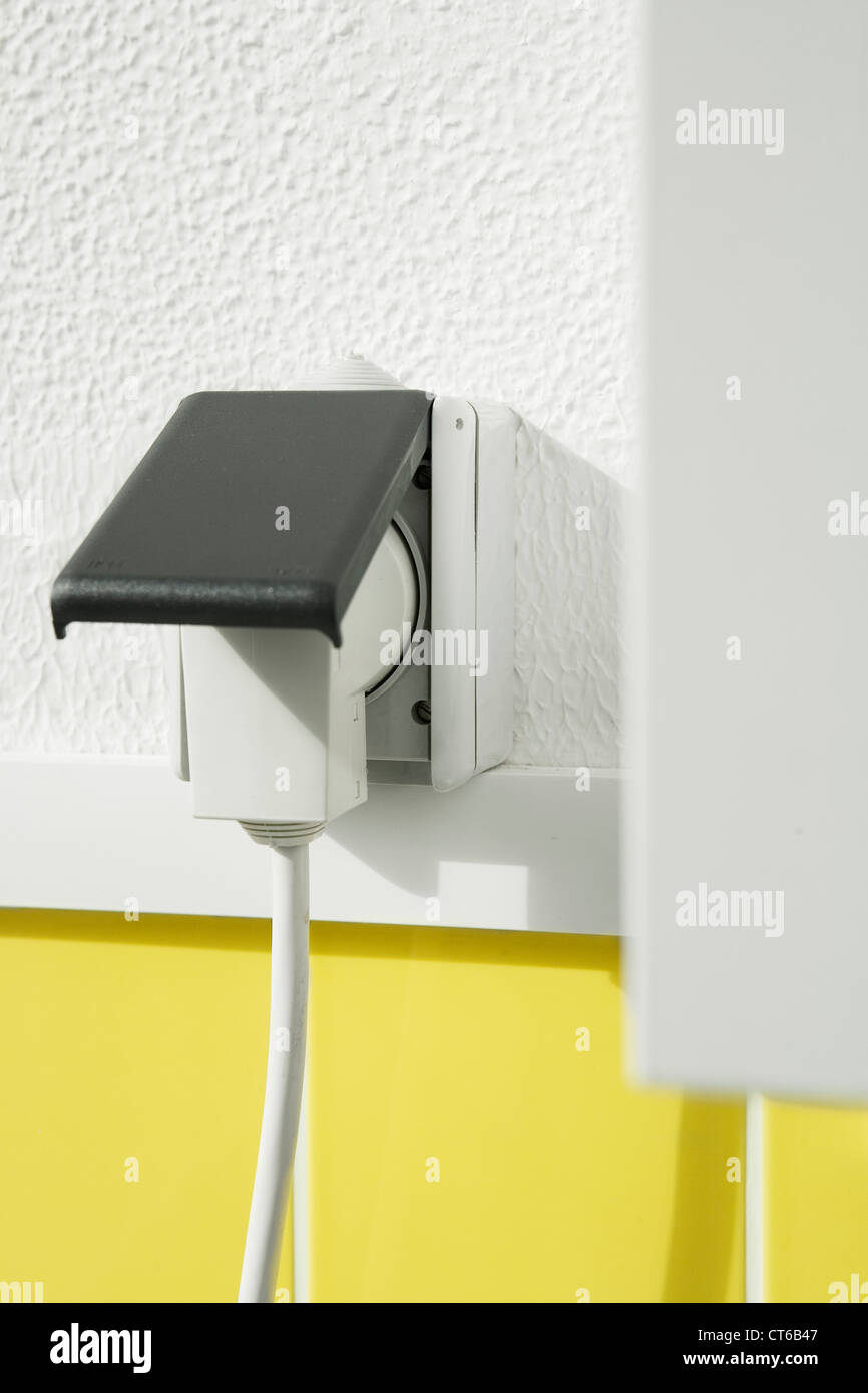 Medical electricity hires stock photography and images Alamy