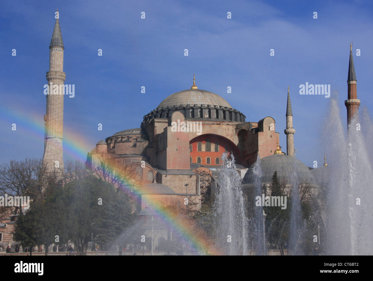 Hagia sophia park fountain istanbul hi-res stock photography and images ...