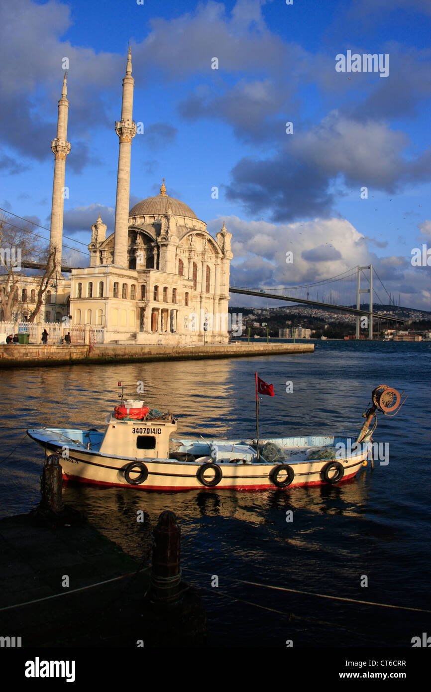 Ortakoy Mosque And The Bosphorus Bridge, Besiktas, Istanbul, Turkey ...