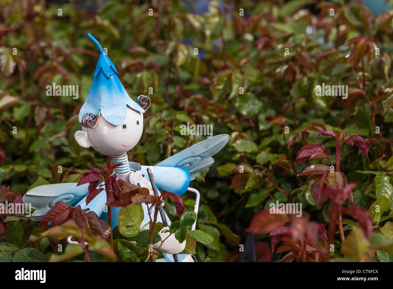 Garden centre ornaments hires stock photography and images Alamy