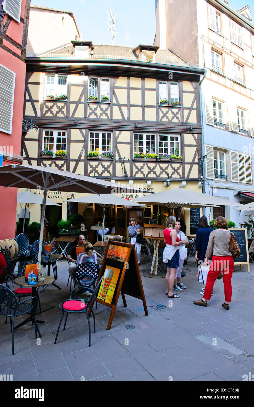 Restaurants,Bars,Cafes,Half Timbered Houses,Maison des Tanneurs,Rue du Bain-aux-Plantes,Petit France,Strasbourg,France Stock Photo