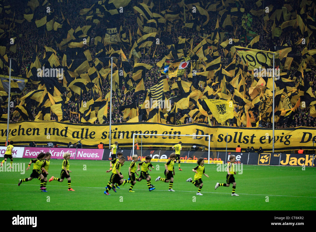 Sports Football Bundesliga 2011 2012 Borussia Dortmund Versus SC Sports Football Bundesliga 2011 2012 Borussia Dortmund Versus SC