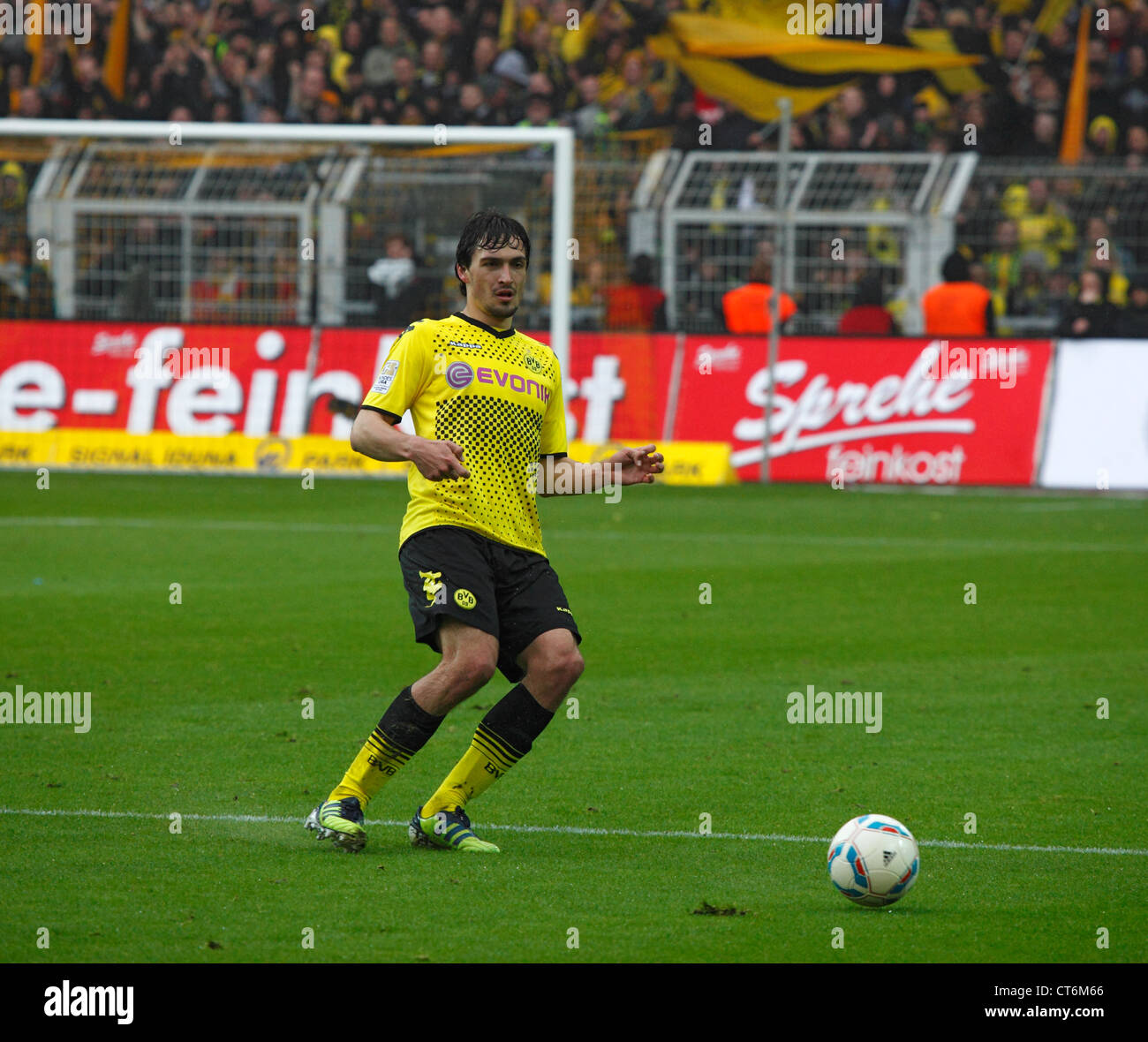 Sports Football Bundesliga 2011 2012 Borussia Dortmund Versus SC Sports Football Bundesliga 2011 2012 Borussia Dortmund Versus SC