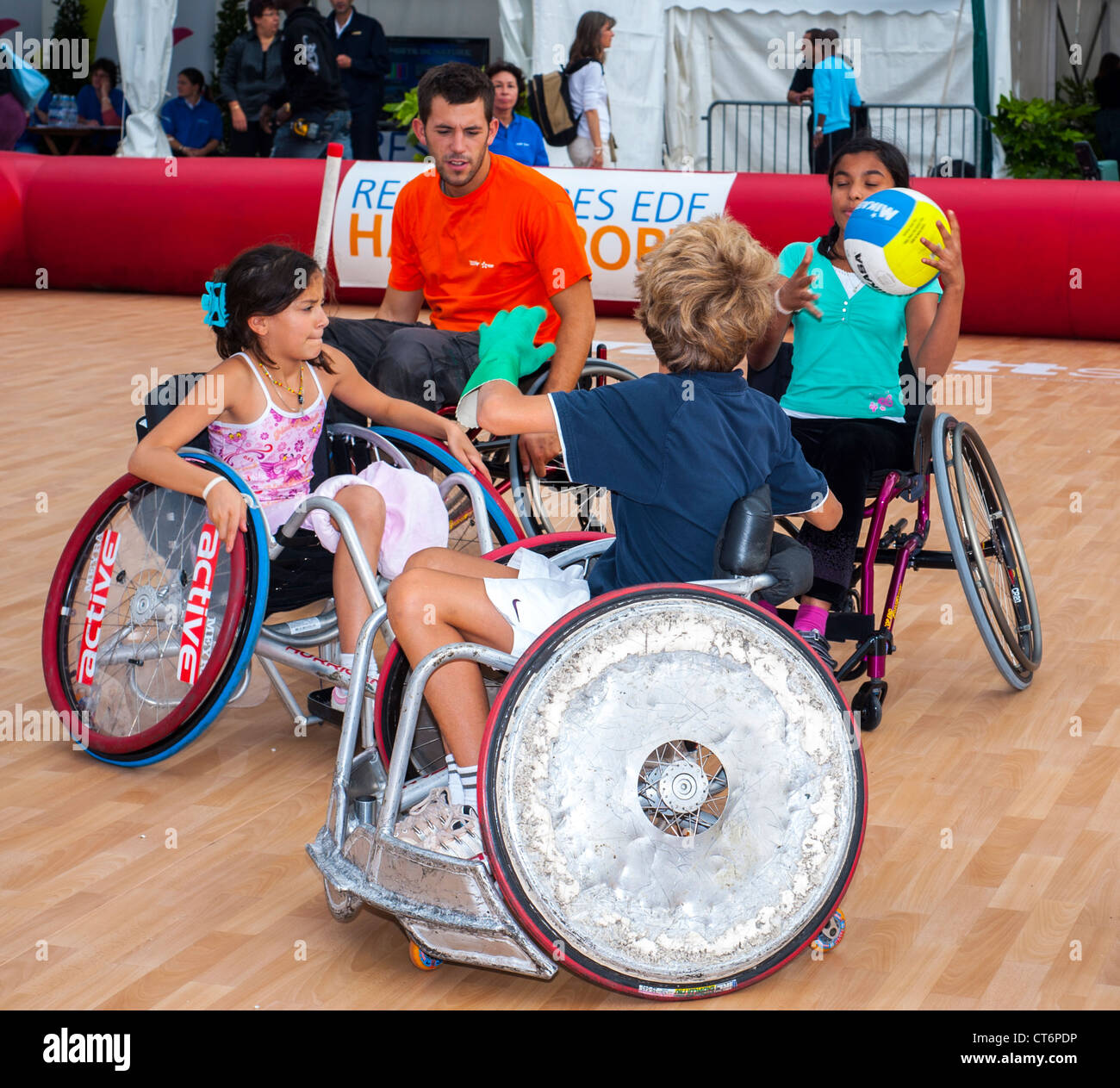 Paris, FRANCE French Handicapped Athletes Teaching Children in Wheel