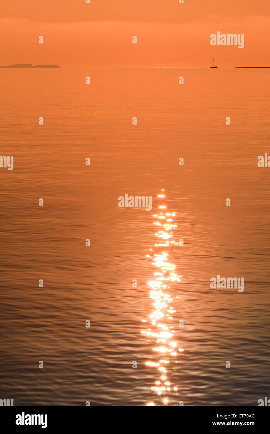 Sunrise sun light view hi-res stock photography and images - Alamy