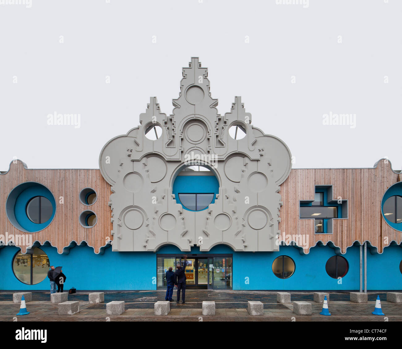 BBC Cardiff, Cardiff, United Kingdom. Architect: FAT, 2011. Facade ...
