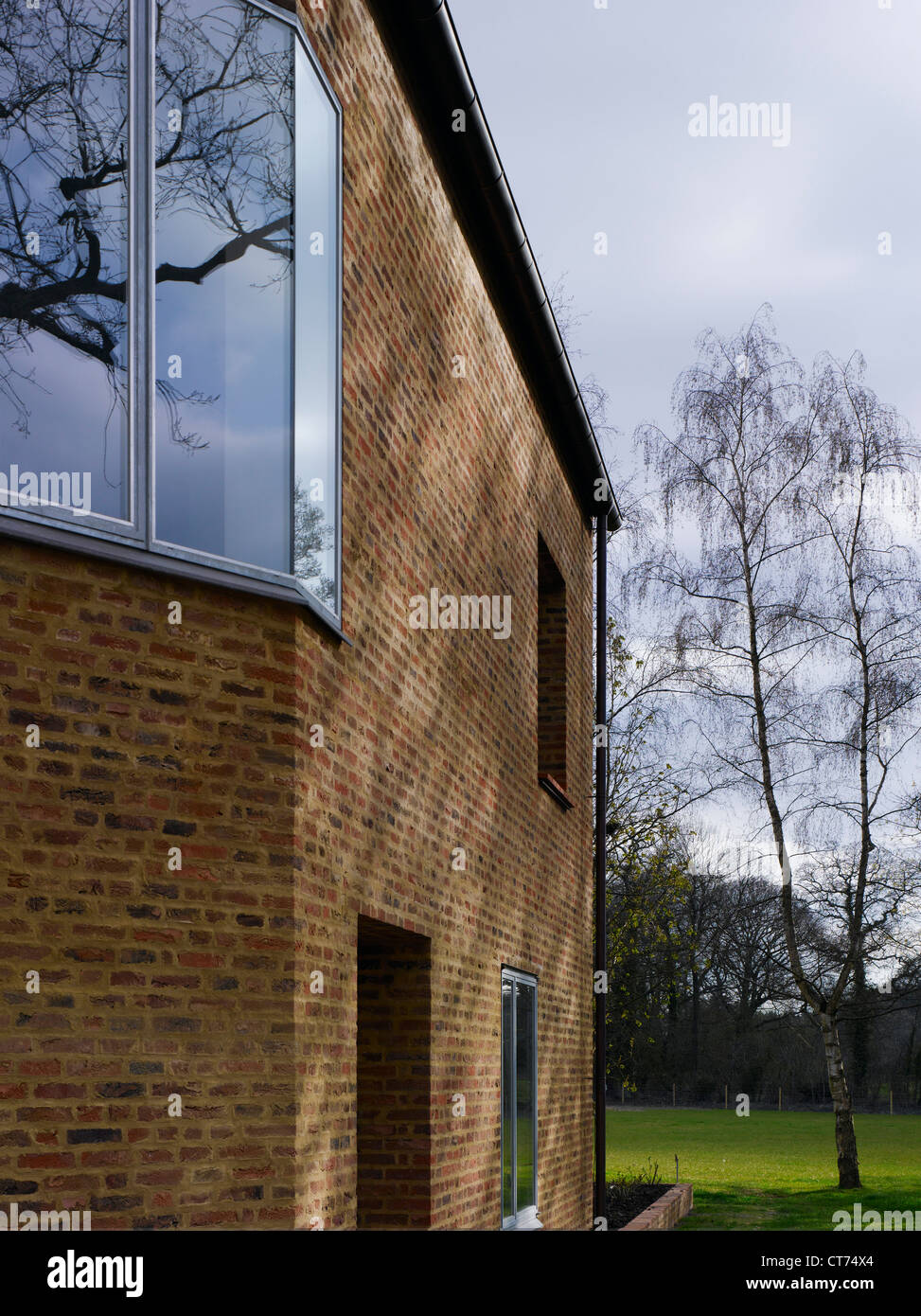 Four Oaks Brick House in the Country, Hungerford, United Kingdom. Architect: Stephen Taylor Architects and ZMMA, 2012. Masoned f Stock Photo