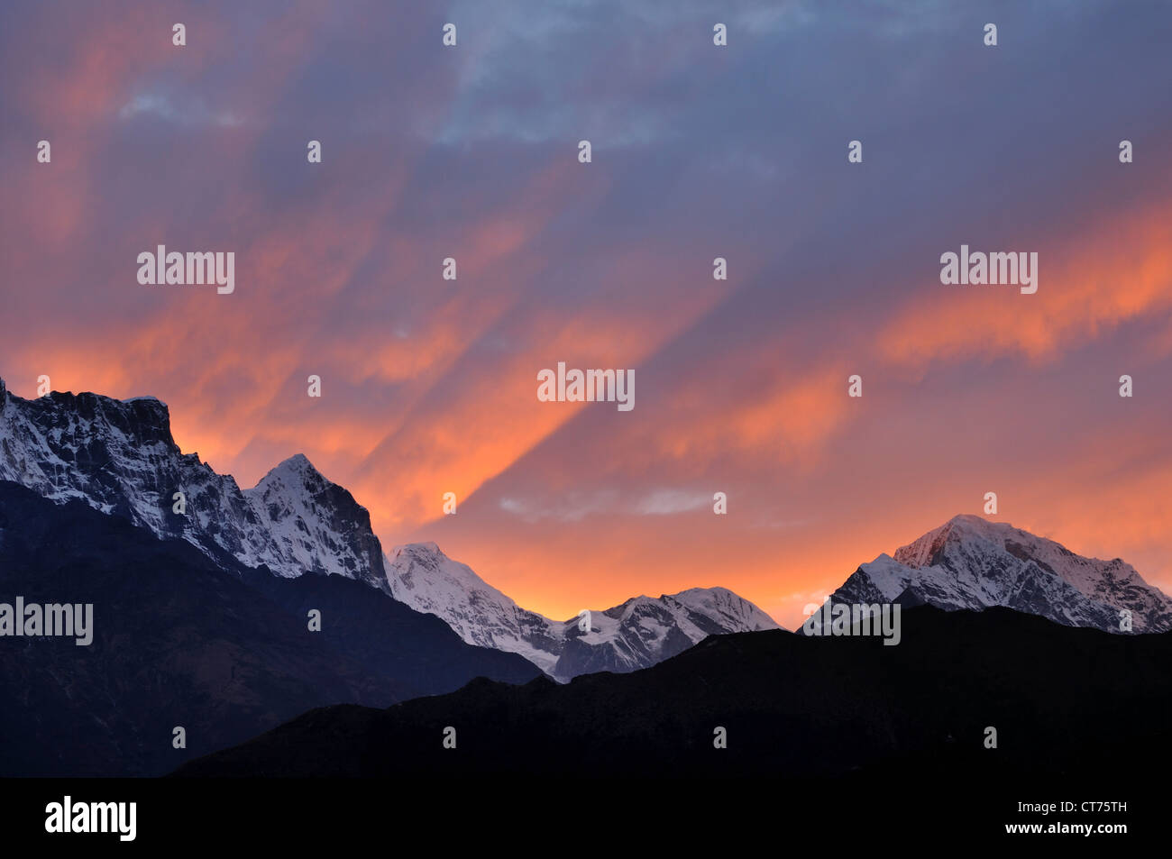 Kongde Ri mountain range in Nepal at twilight Stock Photo