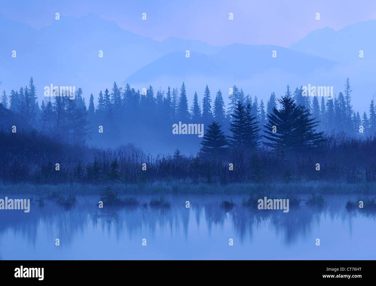 landscape in fog at vermilion lake Stock Photo