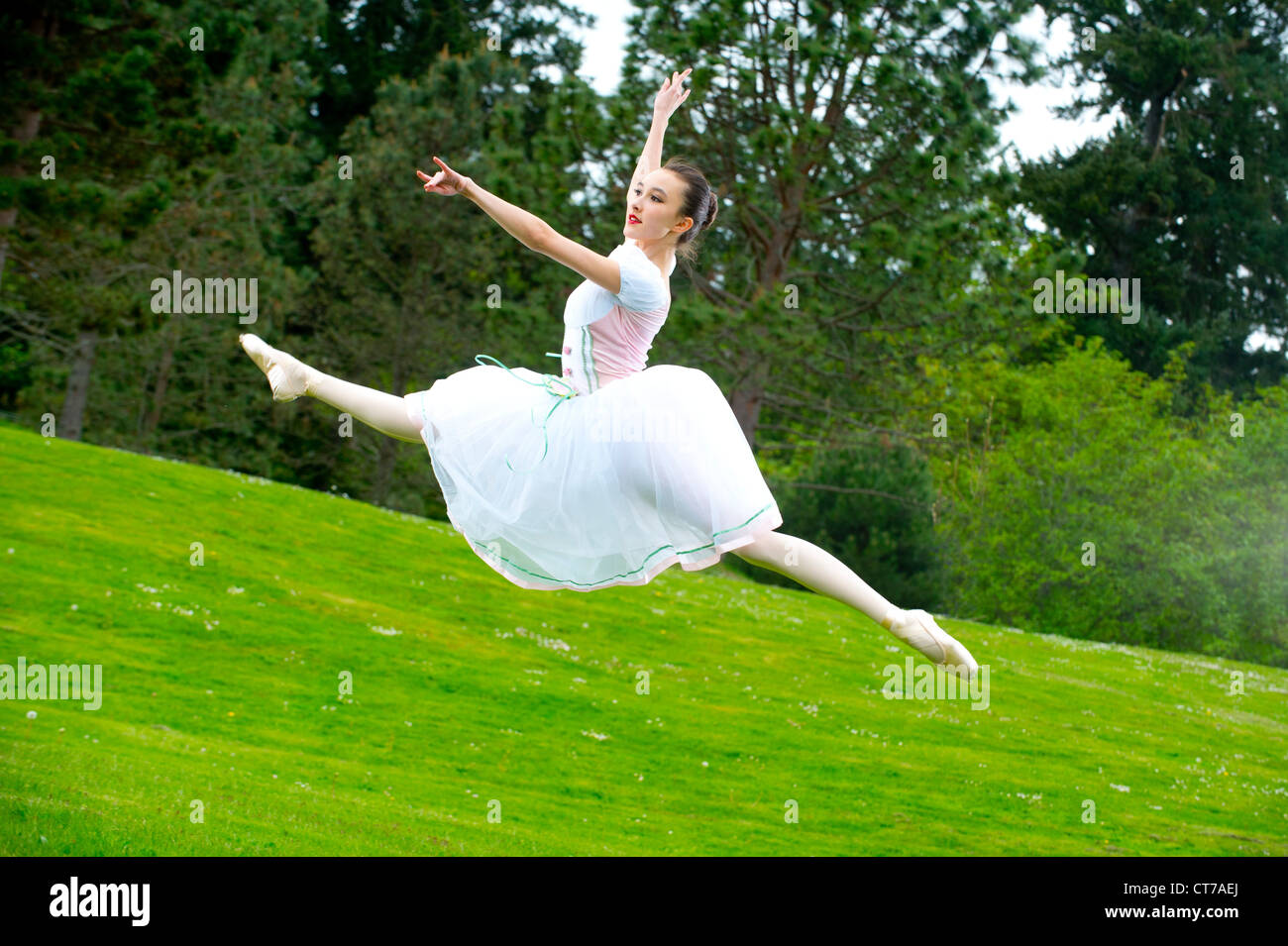Petit Jete Ballet