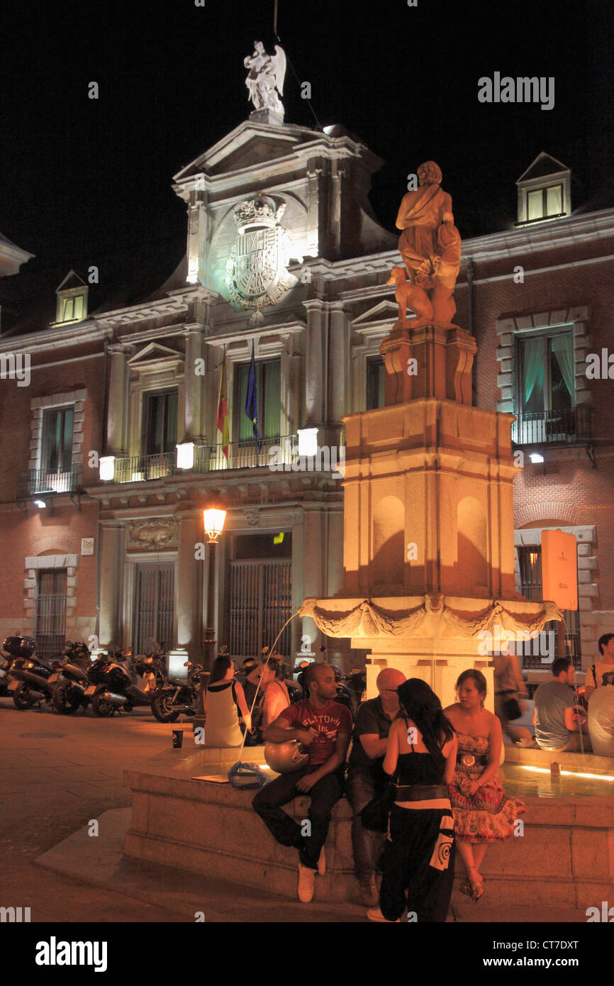 Spain, Madrid, street scene at night, Stock Photo