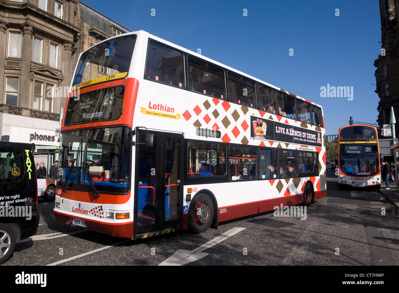 Lothian bus, Princes Street Stock Photo Alamy