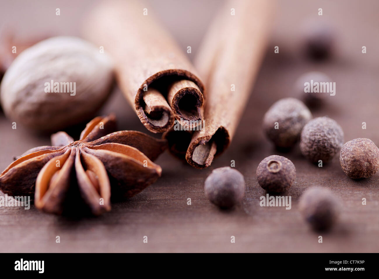 closeup of cinnamon,allspice,anish star and nutmeg Stock Photo Alamy