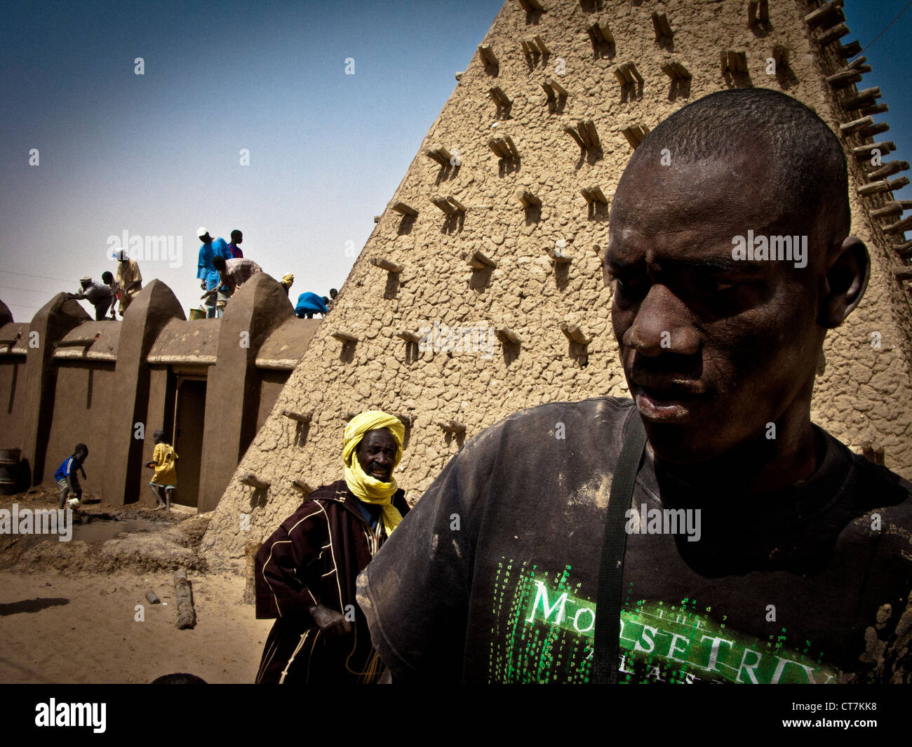 Crepissage festival. Restoration with fresh mud of the Sankore mosque.Timbuktu. mali Stock Photo