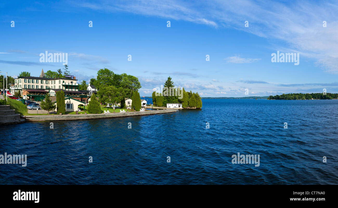 The Gananoque Inn on shores of Lake Ontario, starting off point for cruises of the Thousand Islands, Gananoque, Ontario, Canada Stock Photo
