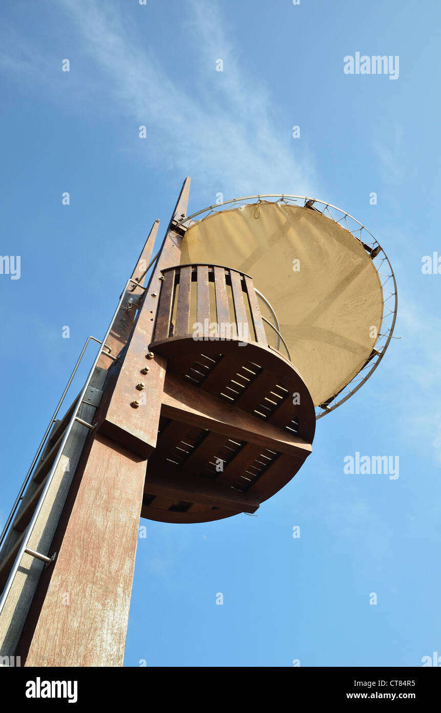 Blue rescue tower hi-res stock photography and images - Alamy