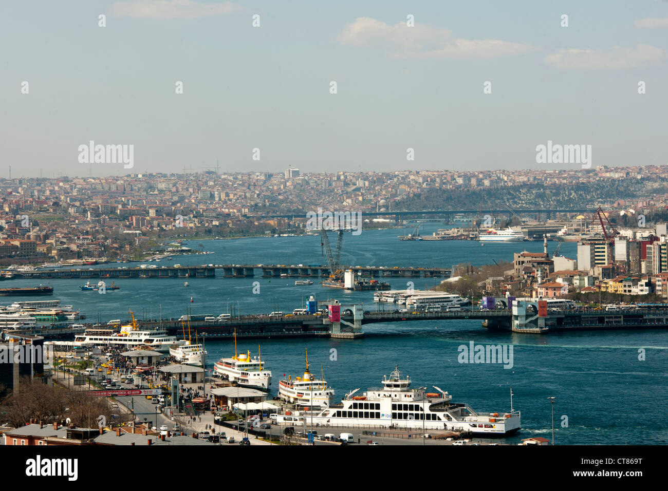 Türkei, Istanbul, Blick vom Topkapi Saray auf das Goldene Horn. Stock Photo