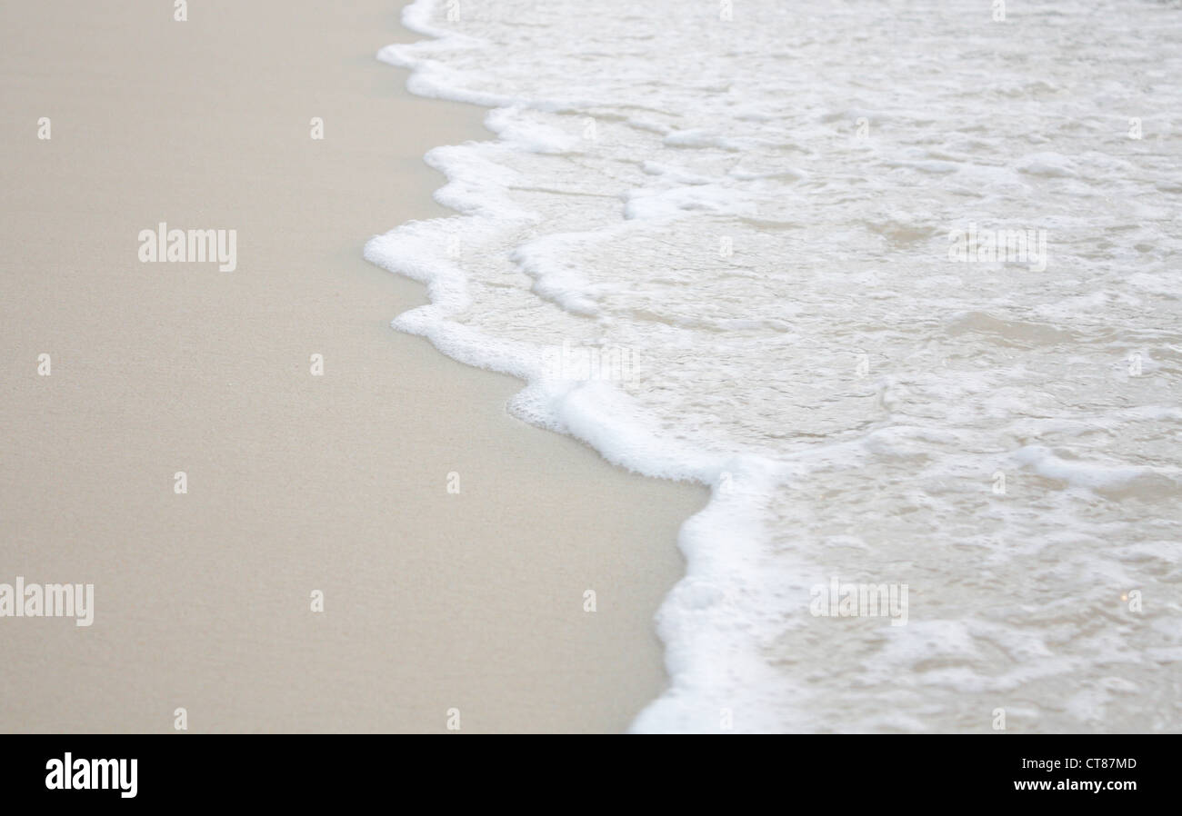 Ocean on beach hi-res stock photography and images - Alamy