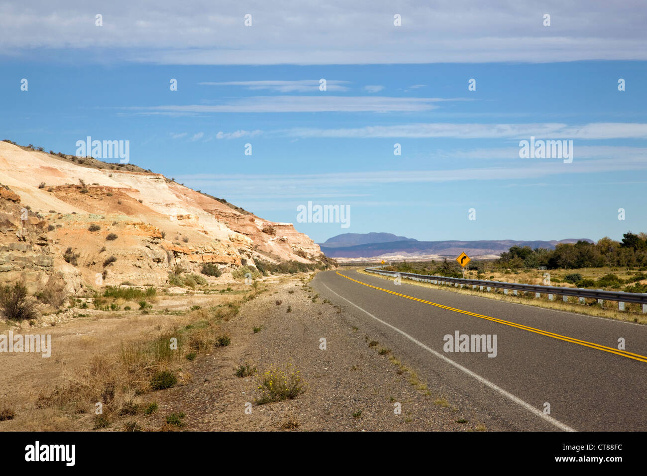 Roadside view whilst travelling along the Ruta 25 from Trelew to Esquel Stock Photo