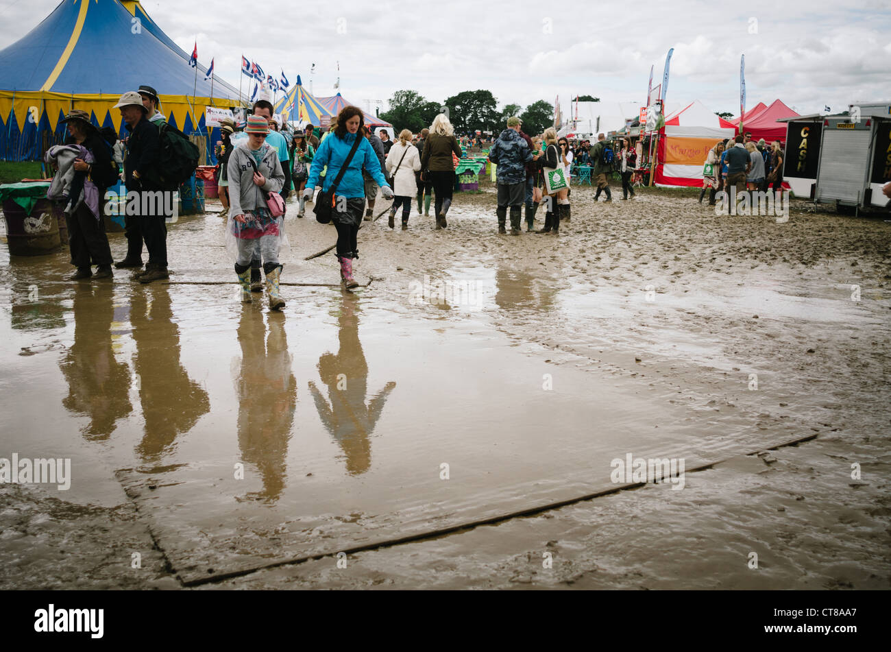 Glastonbury mud hi-res stock photography and images - Alamy