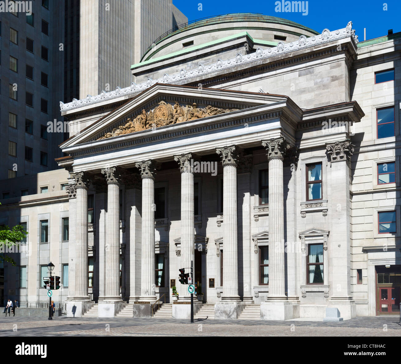 The Bank of Montreal building on the Place d'Armes, Rue Saint-Jacques, Montreal, Quebec, Canada Stock Photo