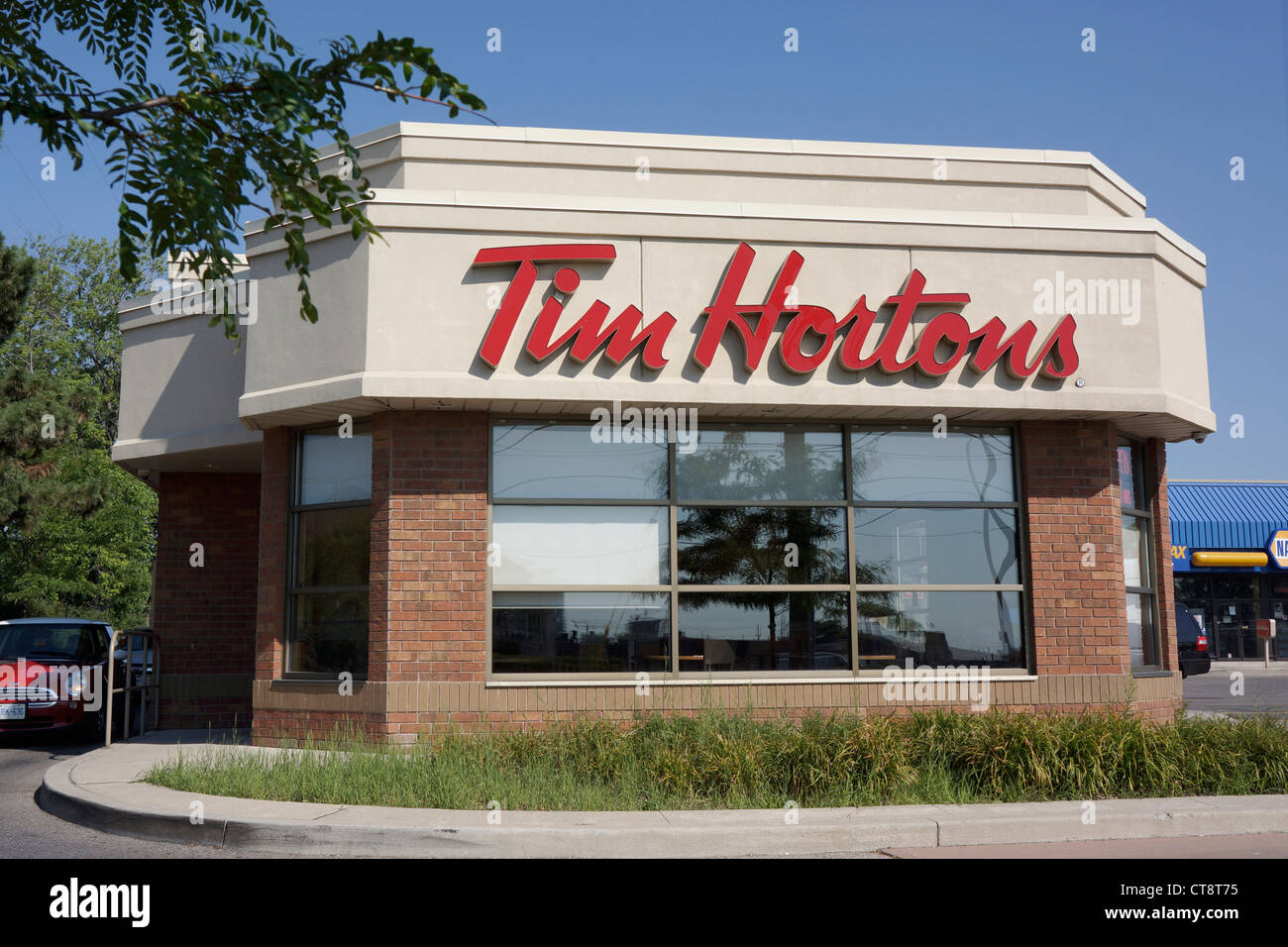 Tim hortons coffee shop hires stock photography and images Alamy