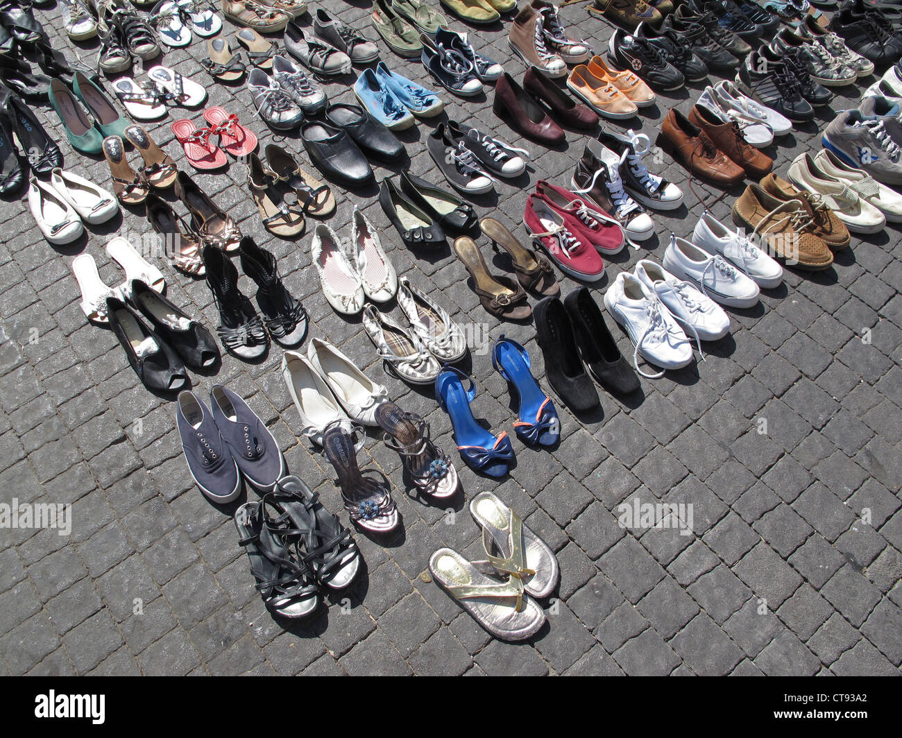 Old shoes for sale Stock Photo - Alamy