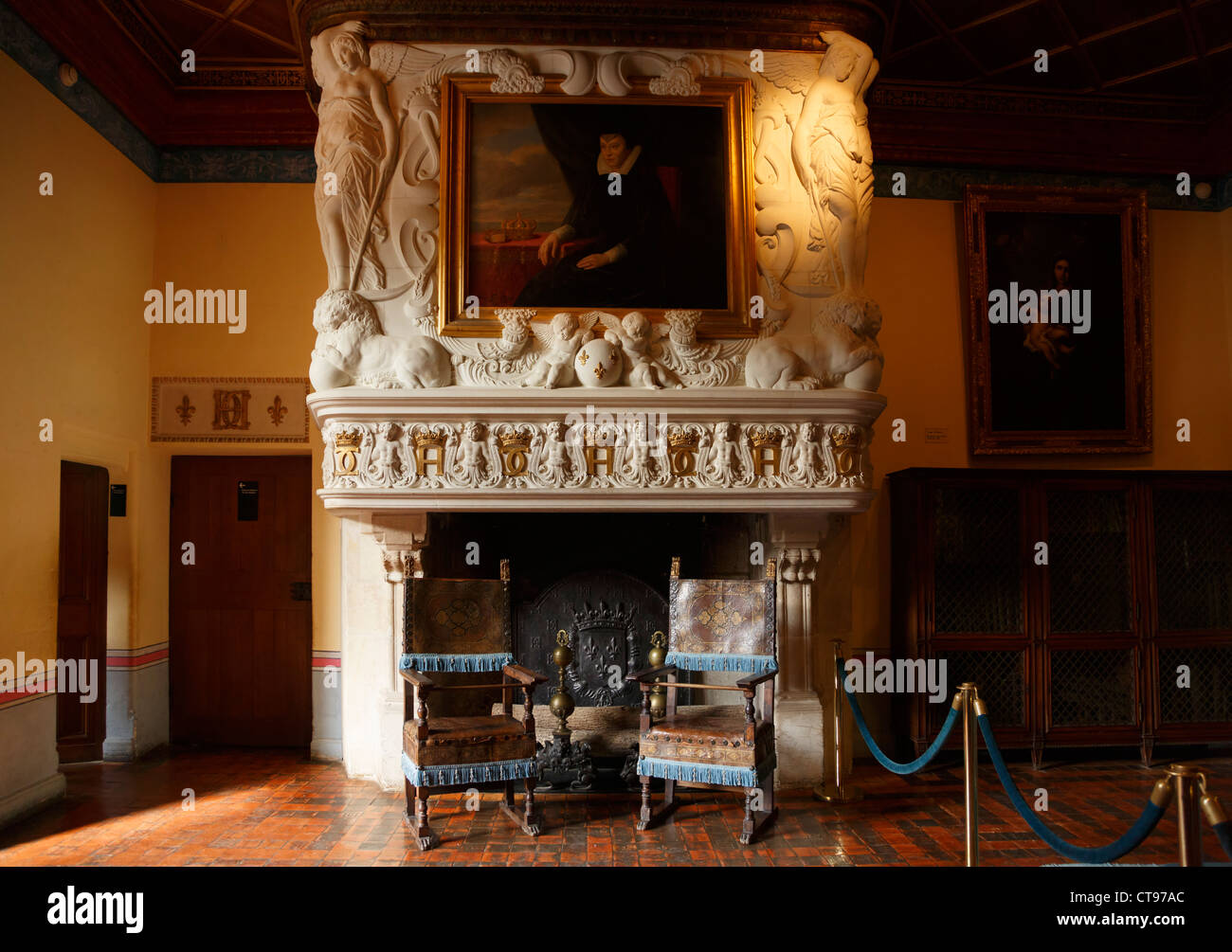 Diane de Poitiers Bedroom, Chateau Chenonceau, France. Fireplace by ... Diane de Poitiers Bedroom, Chateau Chenonceau, France. Fireplace by ...