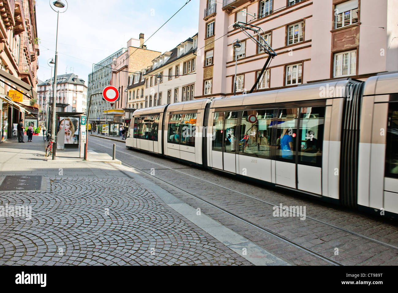 Tramway de Strasbourg,consists of six lines, A, B, C, D, E and F. Lines were opened Between 1994-2000,Approaching Rue Gutenberg. Stock Photo