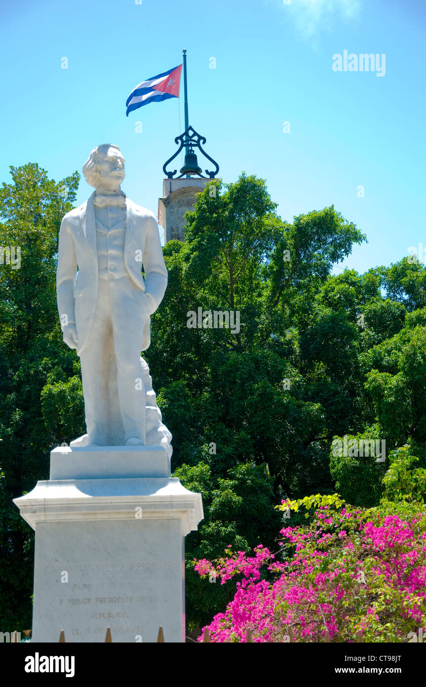 Statue, Plaza de Armas, La Havana, Cuba Stock Photo