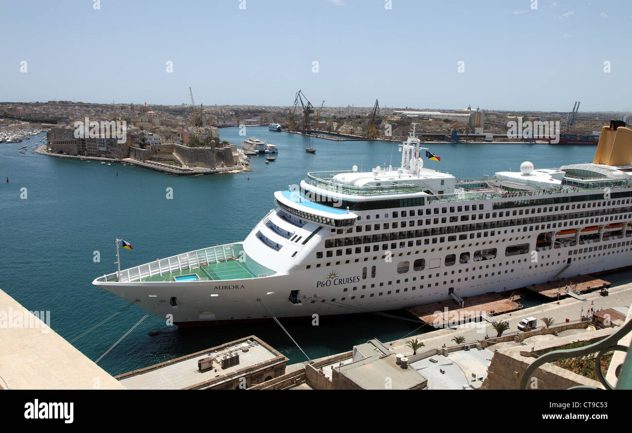 Aurora P O Cruise Ships Docked In Valletta Malta Stock Photo Alamy