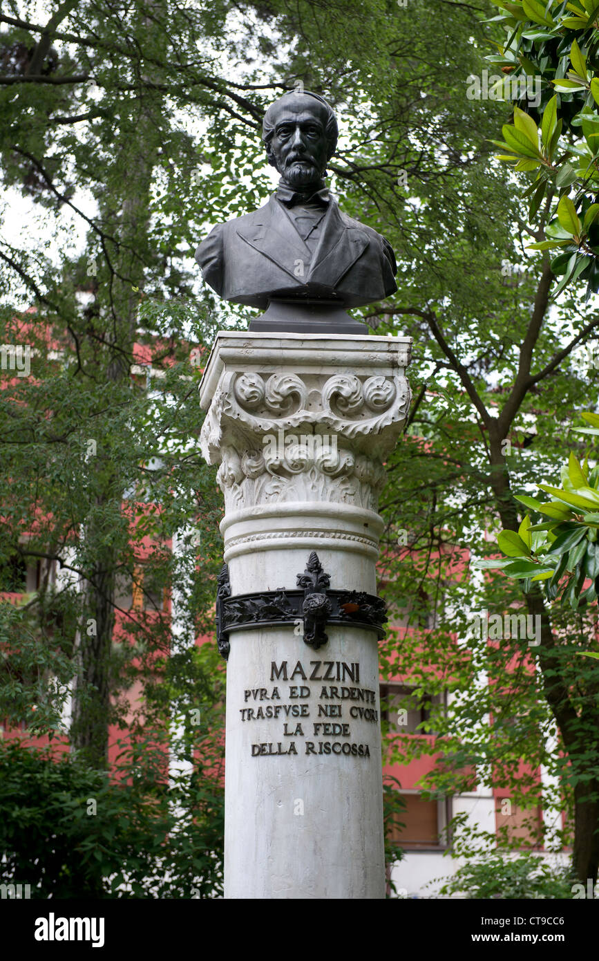 Giuseppe Mazzini bust monument Stock Photo
