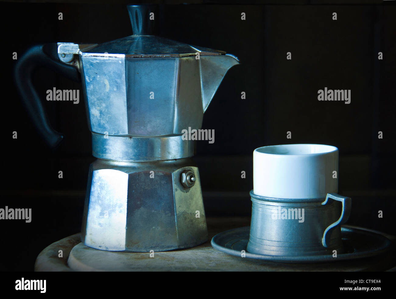 Old fashioned coffee maker hires stock photography and images Alamy