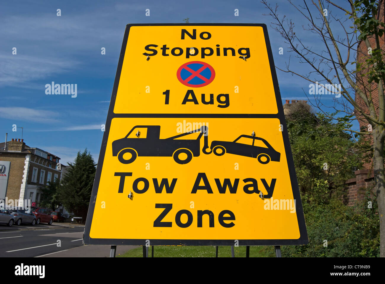 Tow_zone Stock Photos & Tow_zone Stock Images - Alamy
