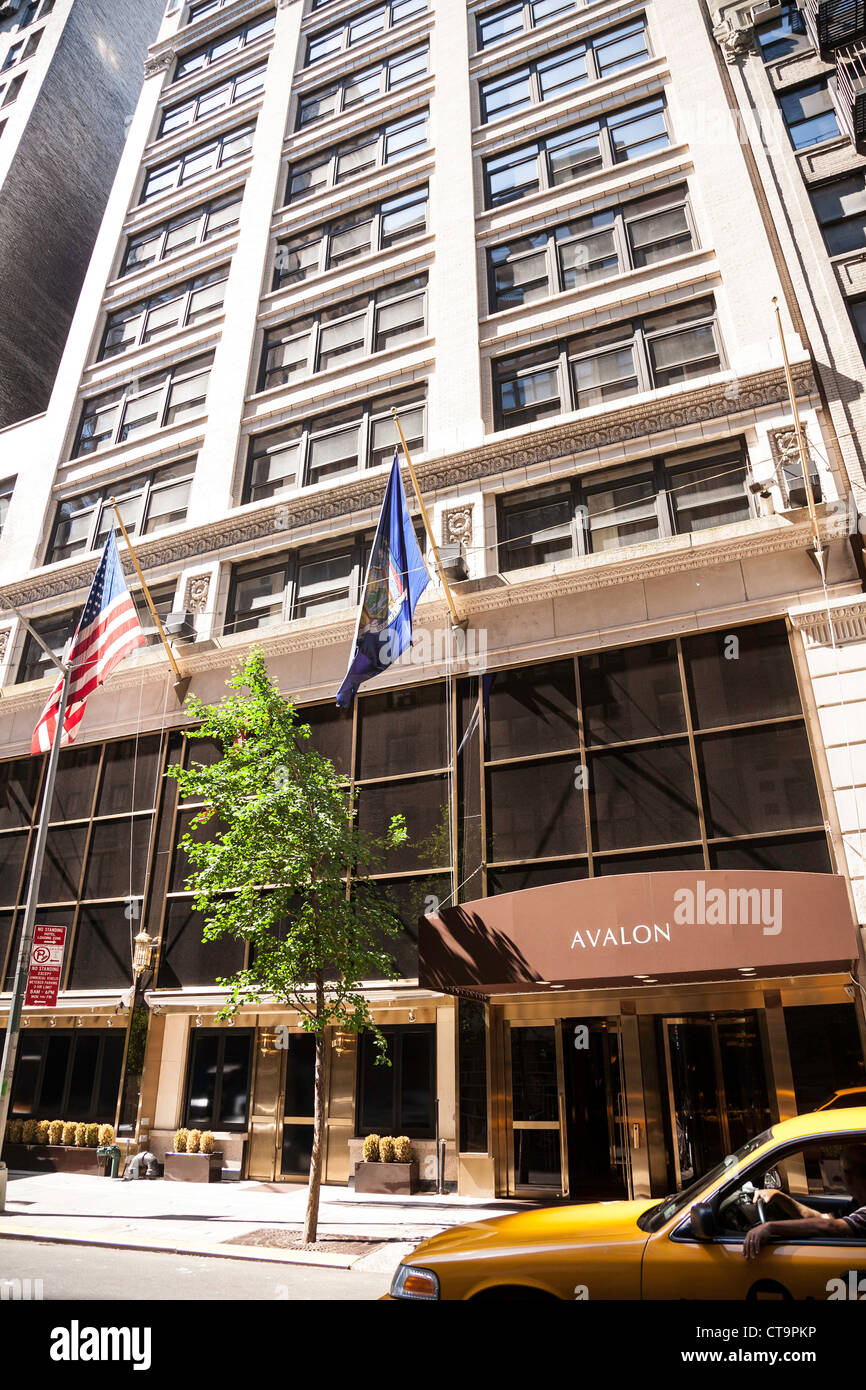 16 East 32nd Street, Avalon Hotel, NYC Stock Photo Alamy