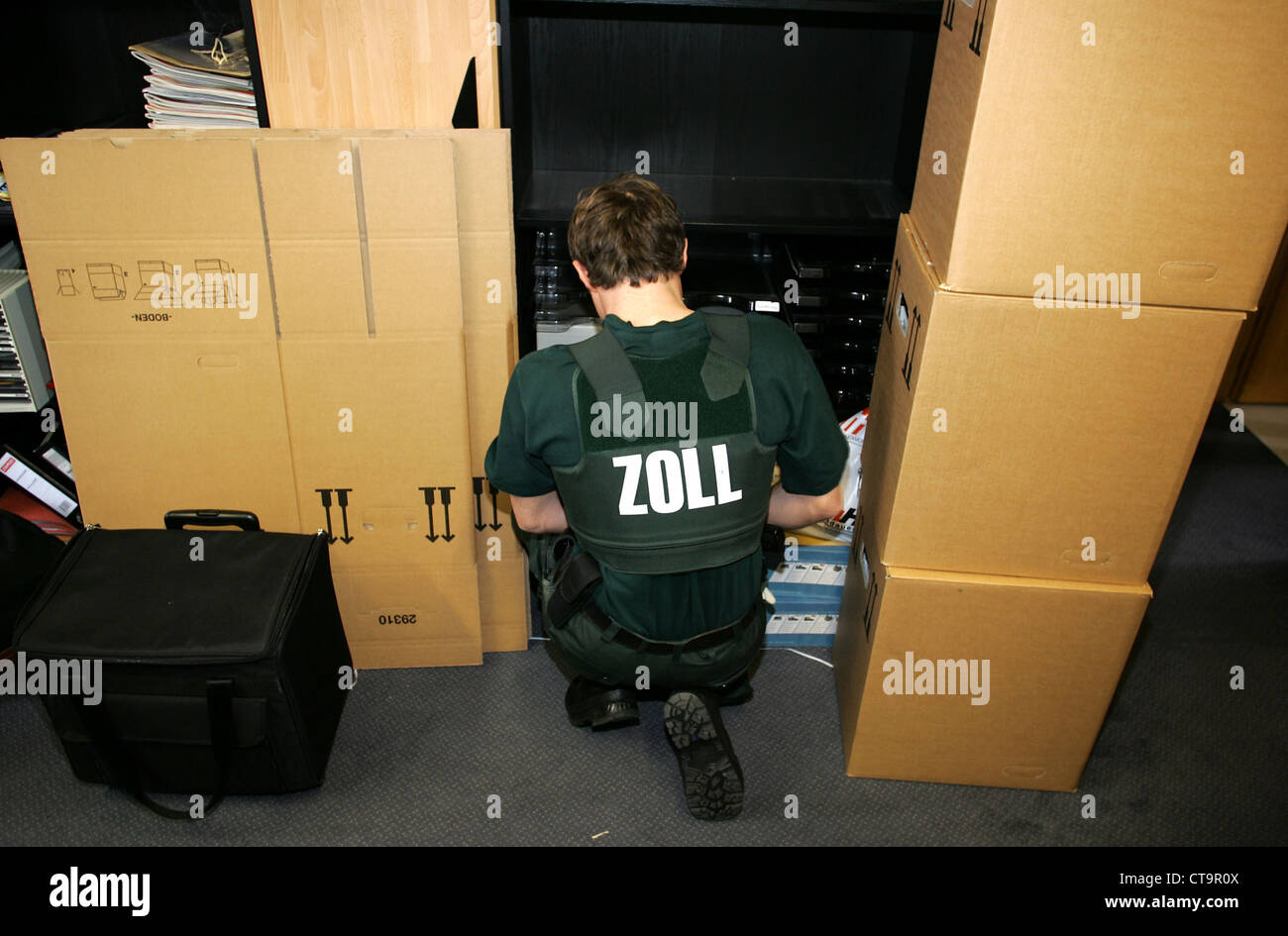 Customs raid on a Polish temp agency Stock Photo