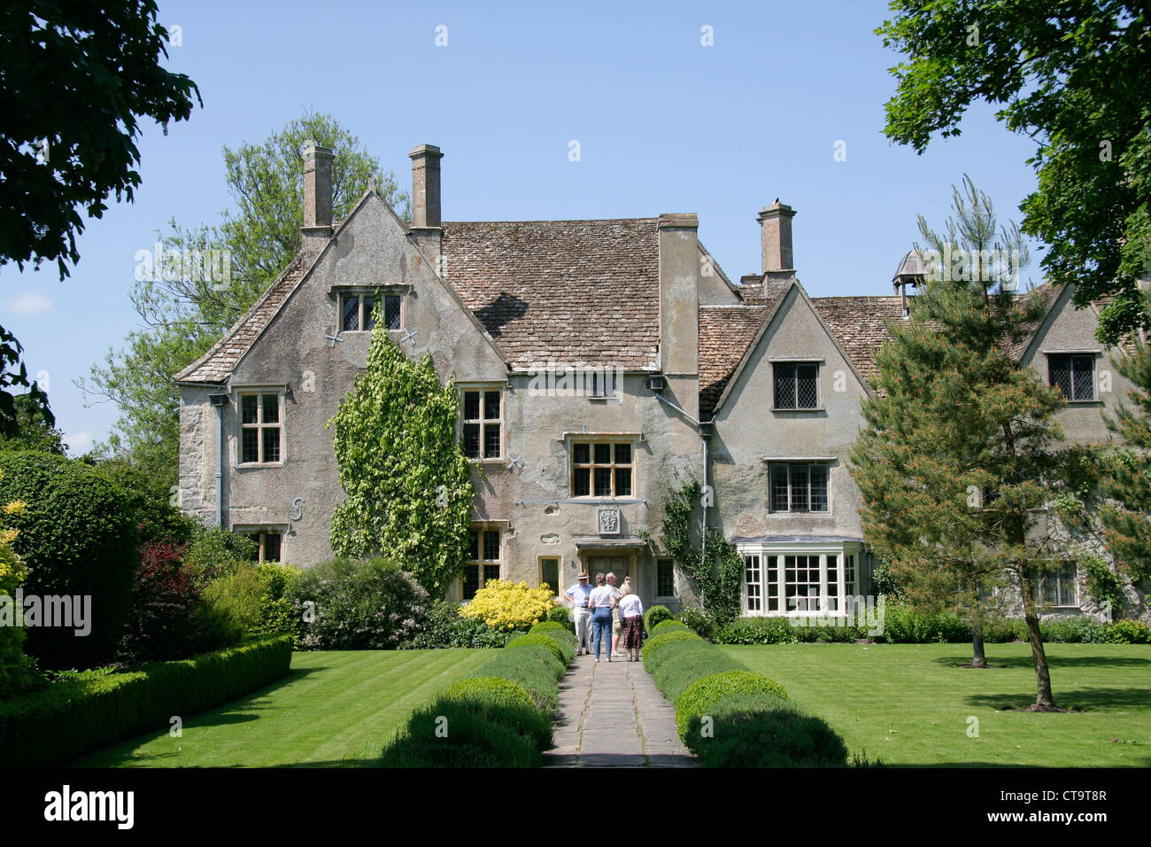 Avebury manor hires stock photography and images Alamy