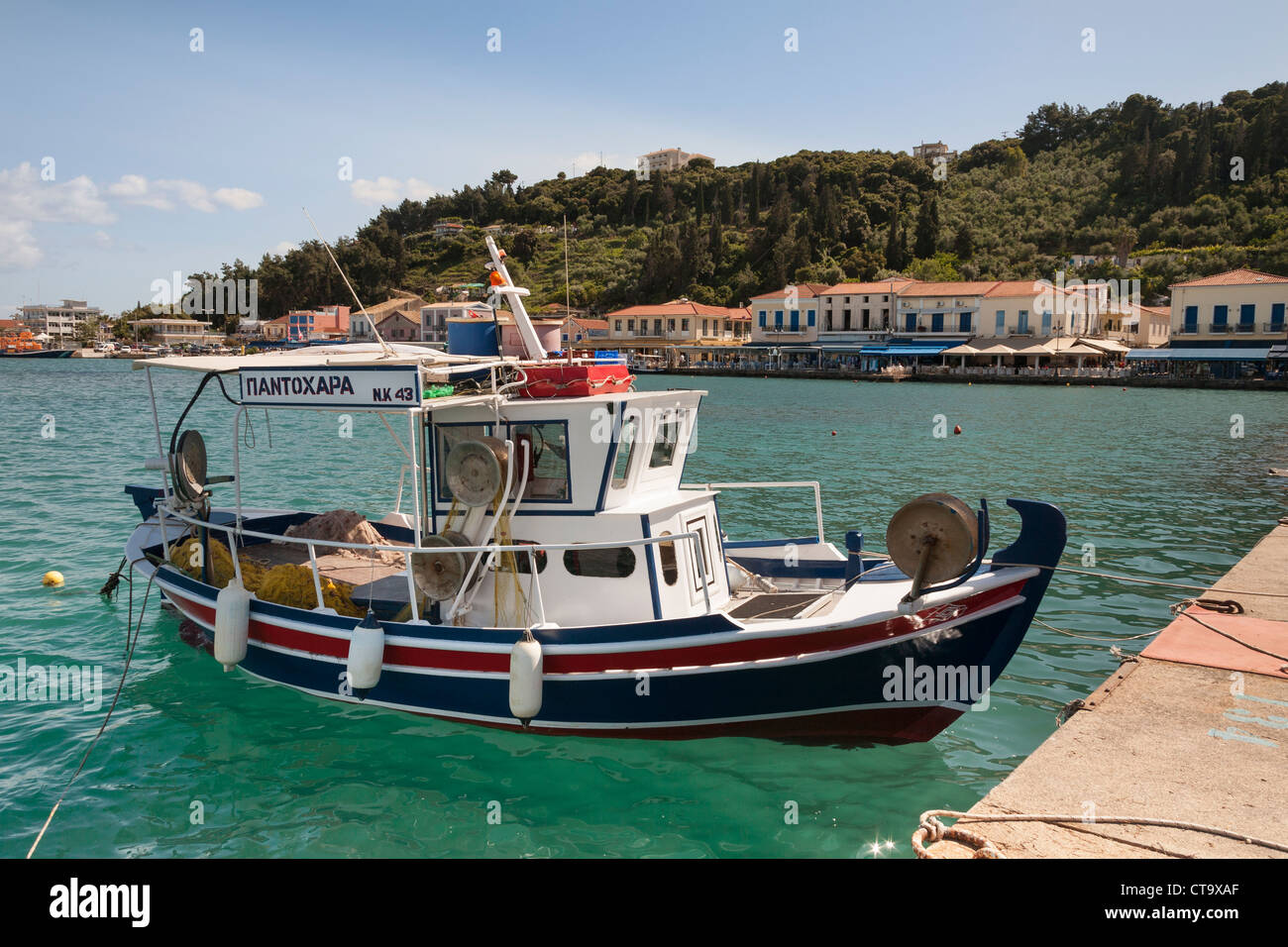 Fishing boat moored at the quayside, Katakolon, Greece Stock Photo - Alamy