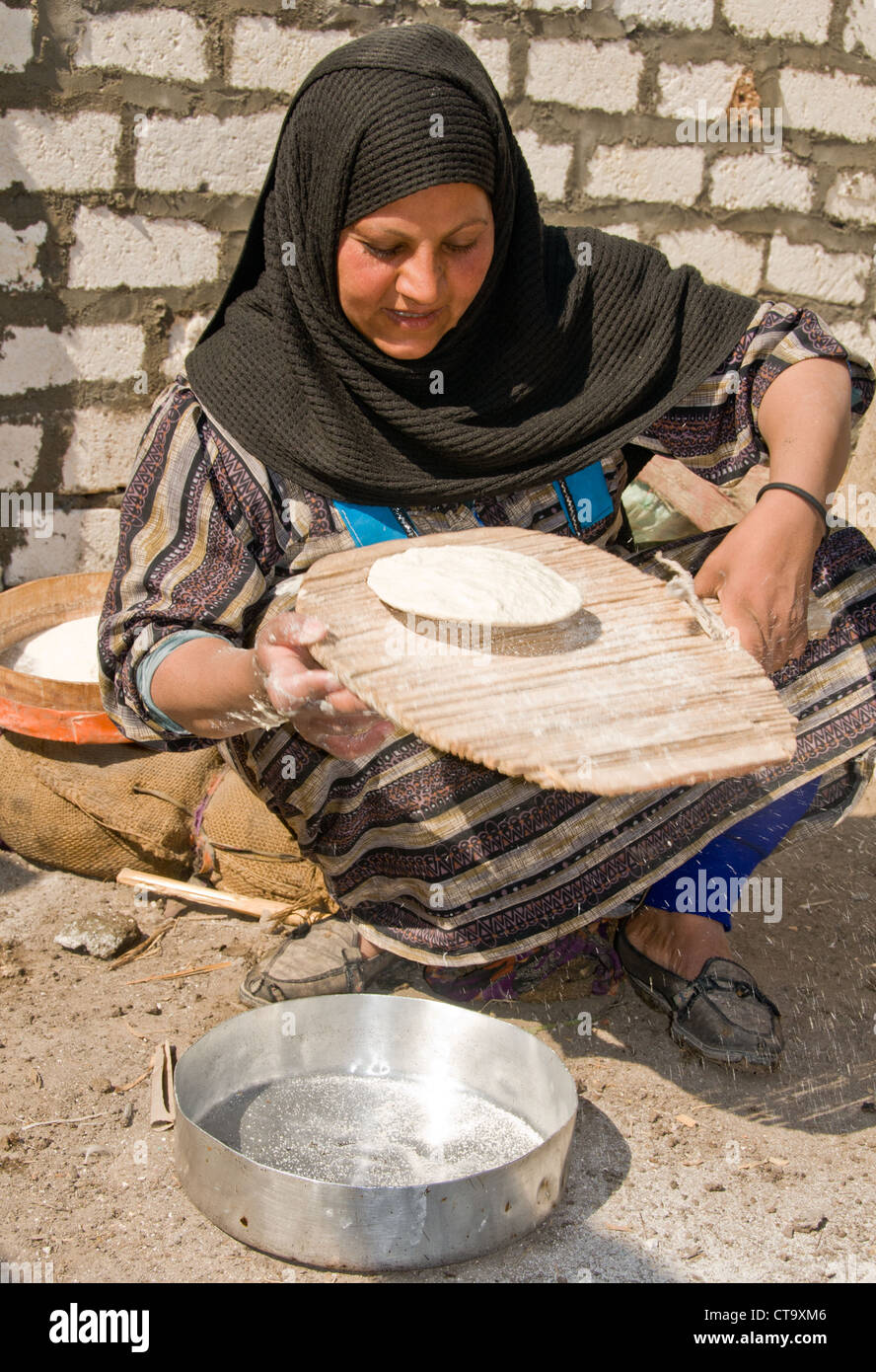 Bread baking egypt hires stock photography and images Alamy