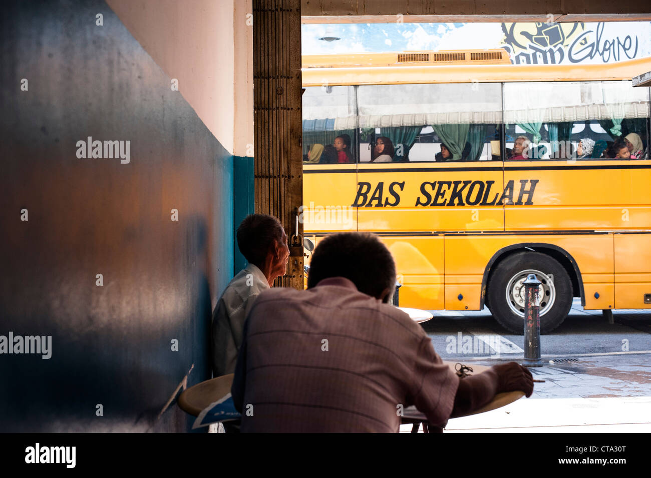 Bas Sekolah High Resolution Stock Photography and Images - Alamy