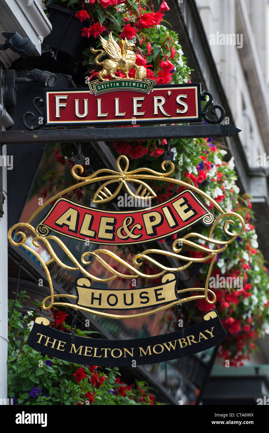 Fullers ale and pie hires stock photography and images Alamy