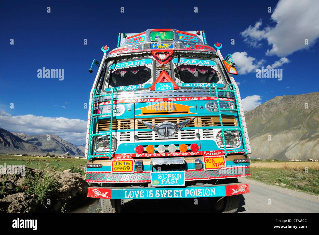 Indian truck, Padum, Zanskar Range Traverse, Zanskar Range, Zanskar, Ladakh, India Stock Photo