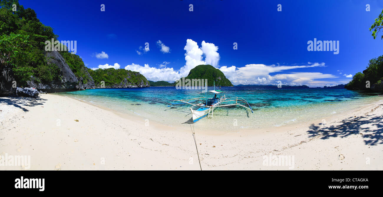 Paradisiac beach hi-res stock photography and images - Alamy