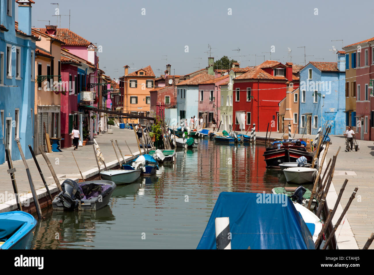 Brightly painted houses on Burano Venice Italy Stock Photo Alamy